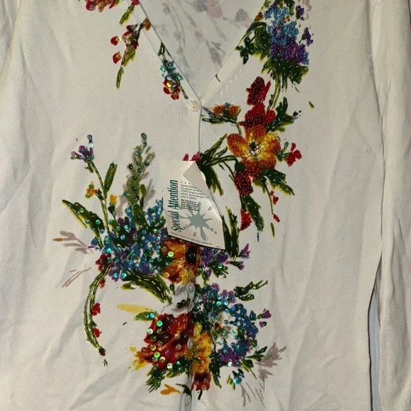 Vertigo Paris White Floral Long Sleeve Top - Picture 2 of 8